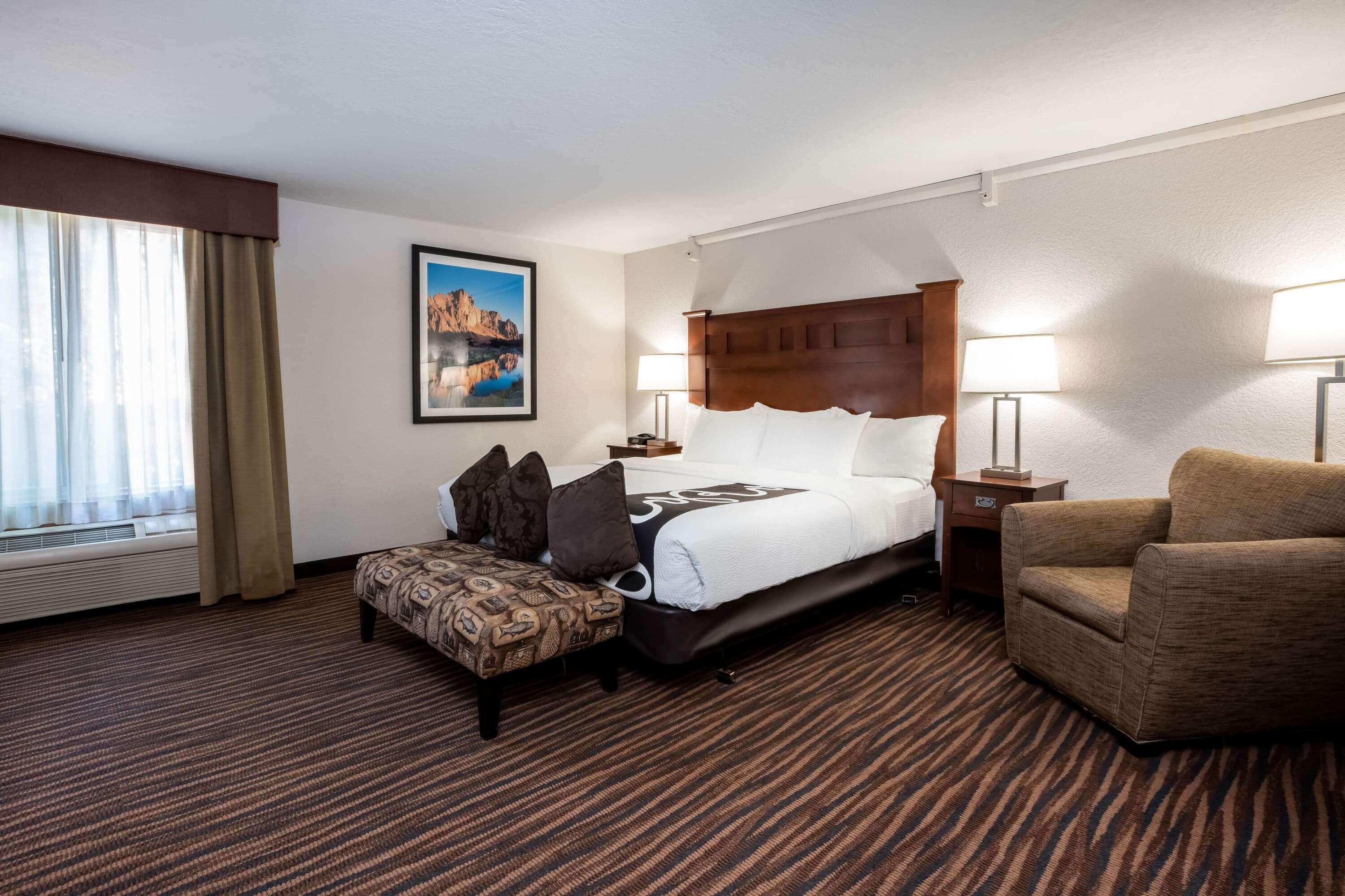 La Quinta Inn by Wyndham Bend Bagian luar foto