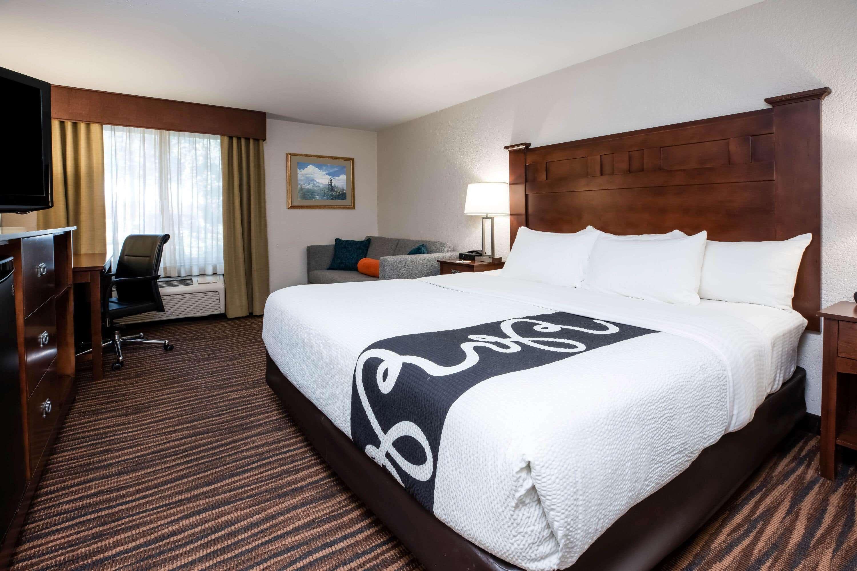 La Quinta Inn by Wyndham Bend Bagian luar foto